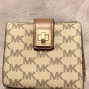 Michael Kors wallet